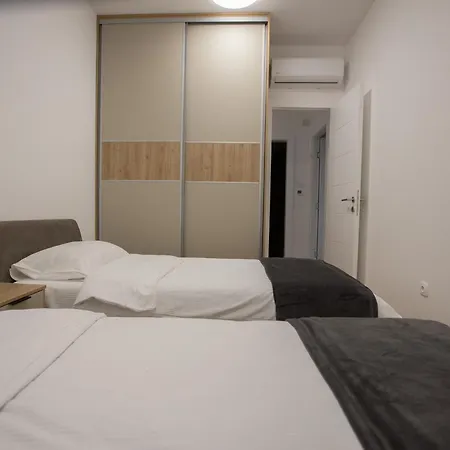 Favorit Apartment