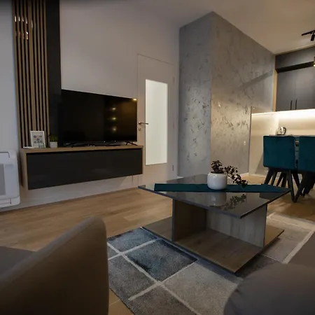 Favorit Apartment