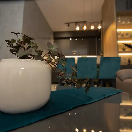 Favorit Apartment *